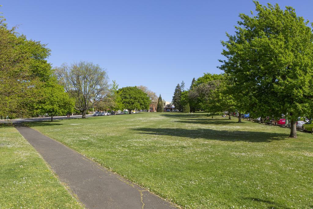 Highbury Apartments ロンセストン エクステリア 写真